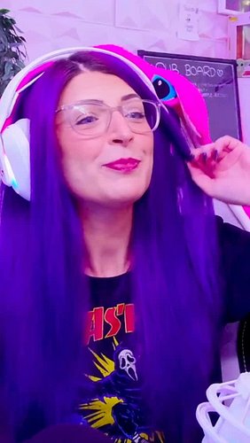 I've got a new nickname apparently...

Watch the full stream:
-> YouTube.com/@rizzlexo

Watch me live:
-> twitch.tv/rizzlexo
...