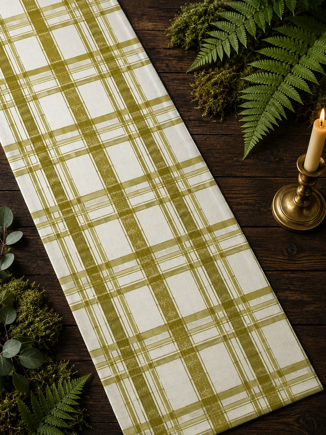 Gilded Reign Table Runner product image (1)