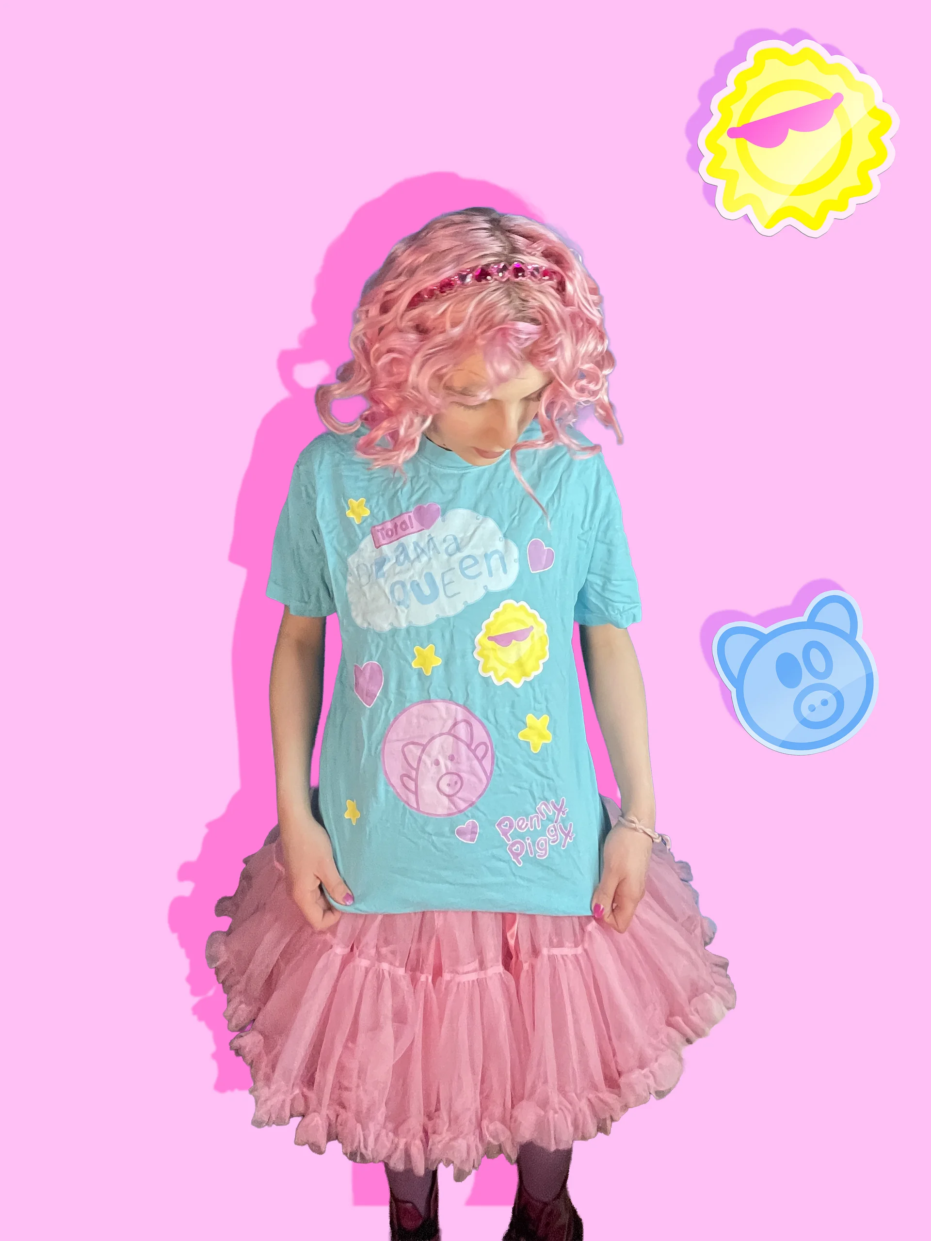 Drama Piggy T-Shirt product image (1)