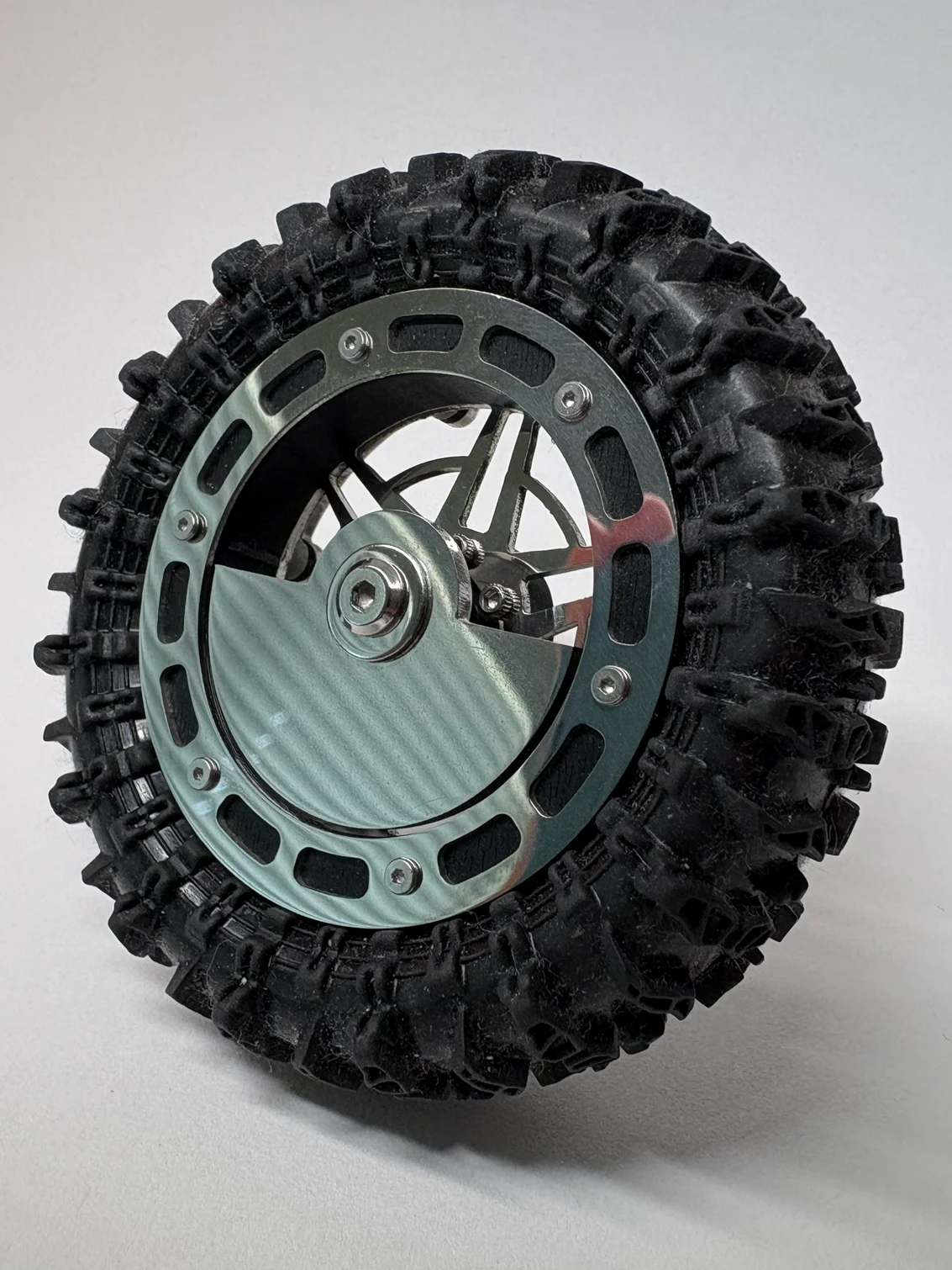 1.8" v1 Floater Wheels - "Supernova" wheel face with "Horizon" floater product image (1)