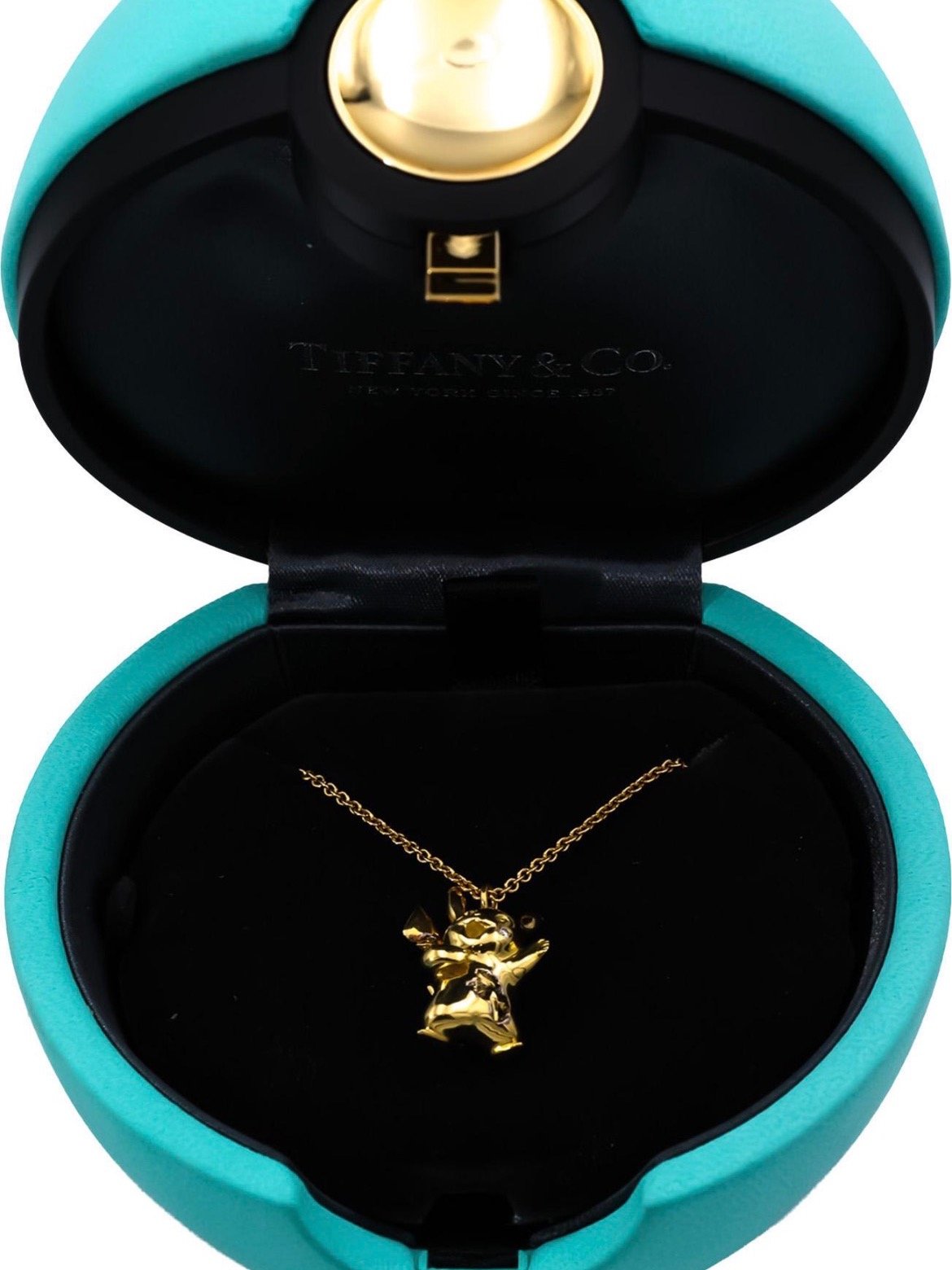 Gold Diamond Pikachu Necklace product image (9)