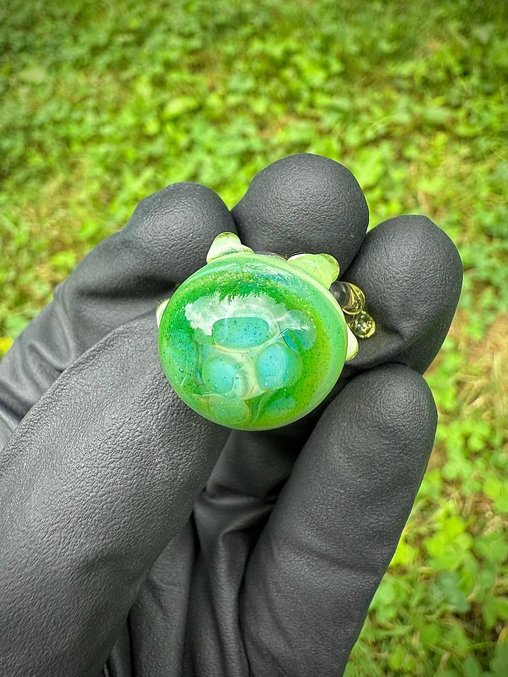 Green Floatfish Jellyfish Glass Trinket product image (2)