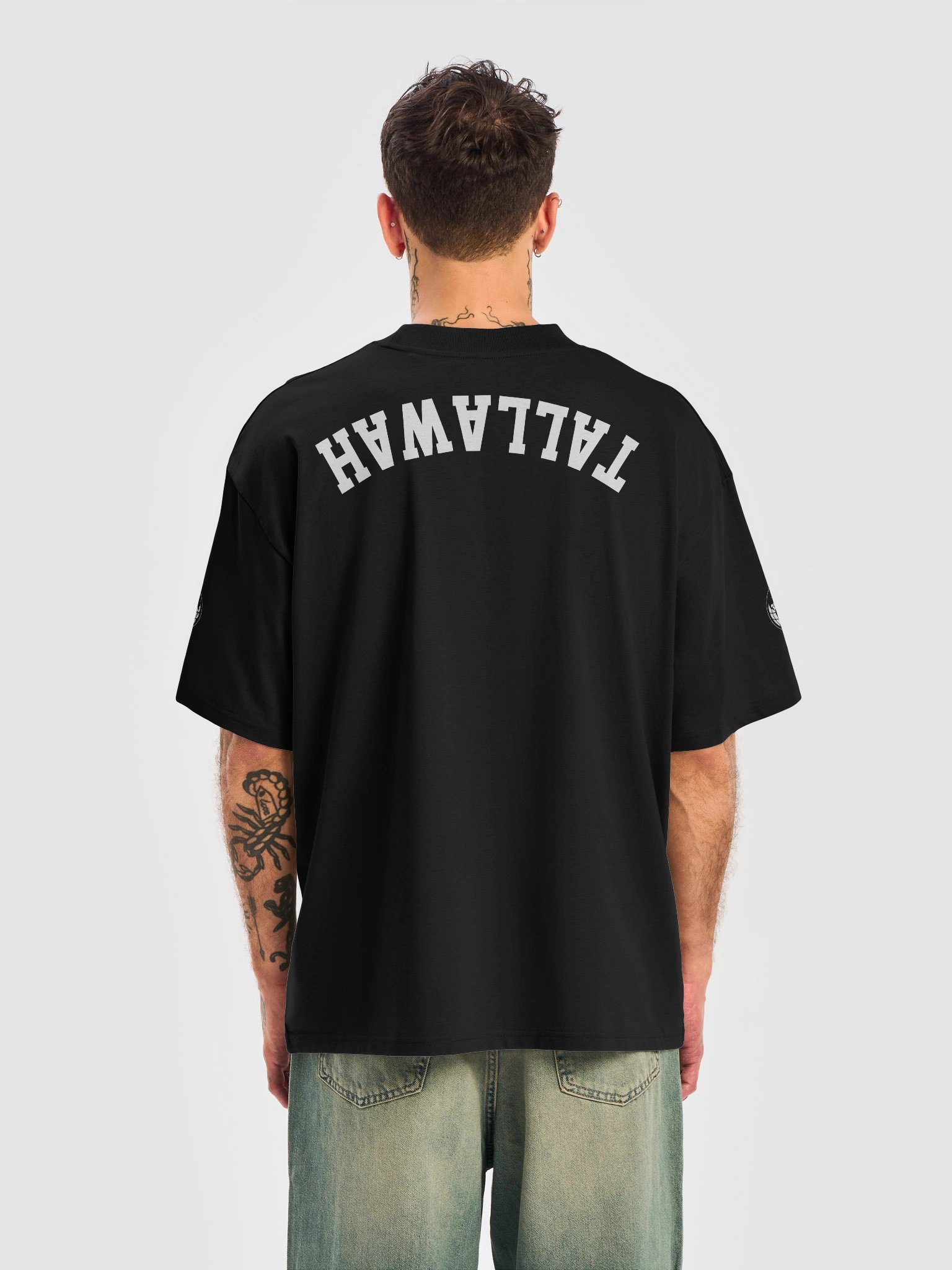 "likkle but TALLAWAH" Unisex Oversized T-Shirt in Black product image (6)