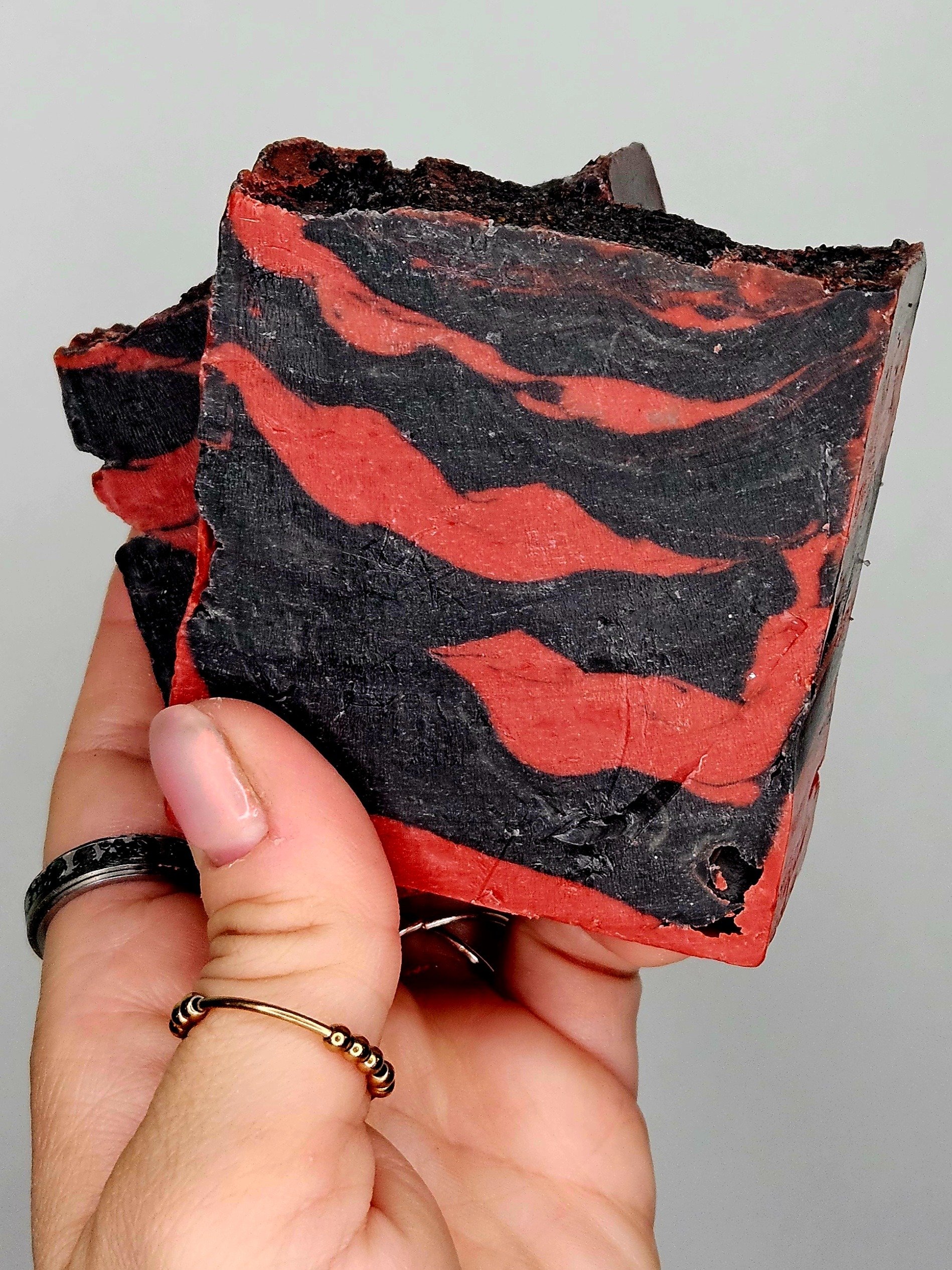 Dagaron Blud – Handmade Patchouli Soap with Orange, Cedarwood & Vanilla product image (4)