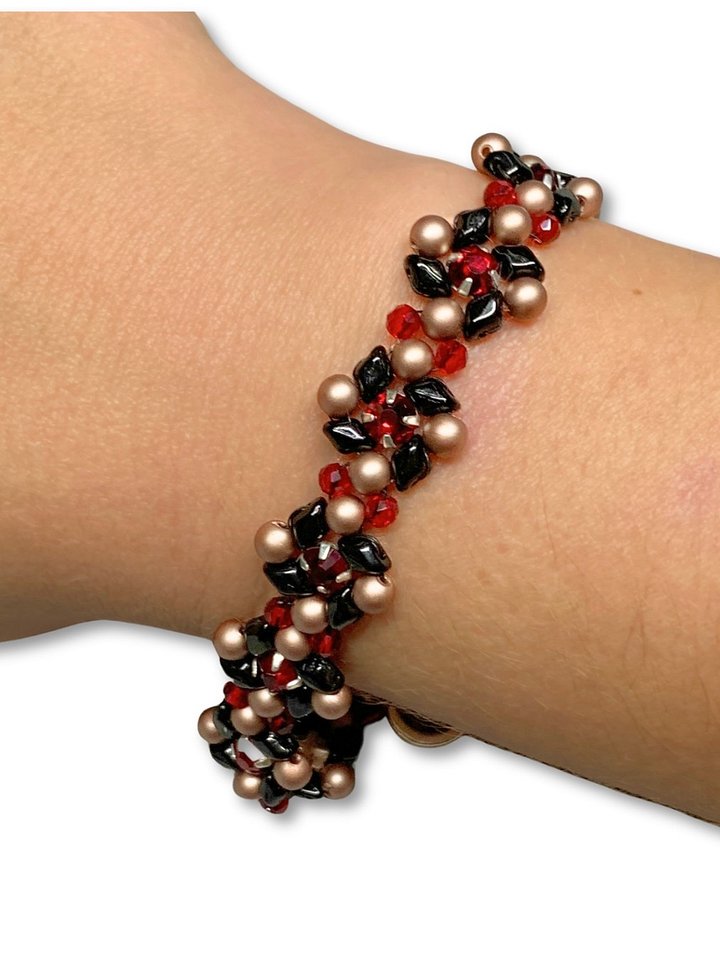 Cherry Picked Crystal Beaded Bracelet - Red/Black product image (1)