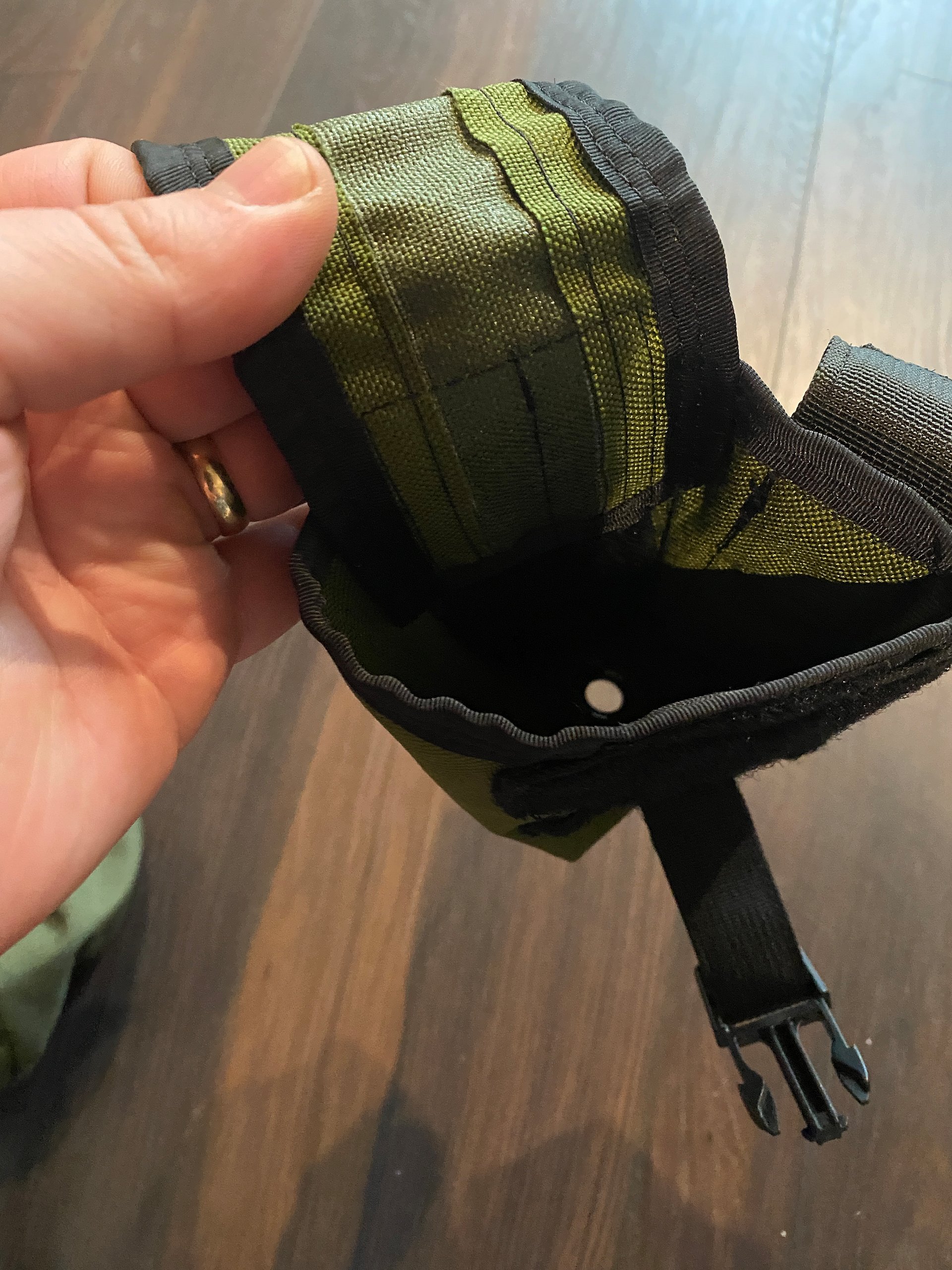 Prototype Adjustable Lid SOE-Style mag pouch product image (4)