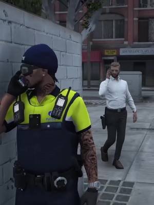 Big boss wilt geen sollicitatie's meer #gtav #degrensroleplay #funny #degrensrp #donsander #twitchstreamer #twitchnl
