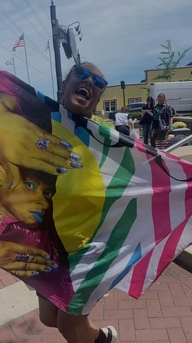The lovely LaVeda doing her thang!! @lavmonfos 
Thanks for always bringing smiles to our group!! 
#flaggotsohio #imdifferent