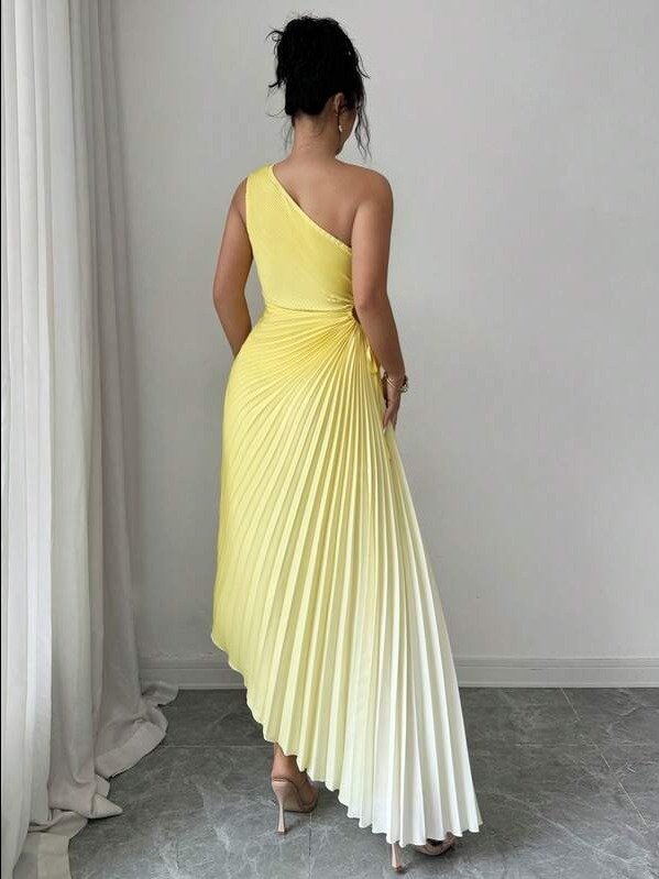 ADLEST Modelyn Yellow Sleeveless Asymmetric Neck Pleated Ombre Dress For Women Pleated Dress product image (5)
