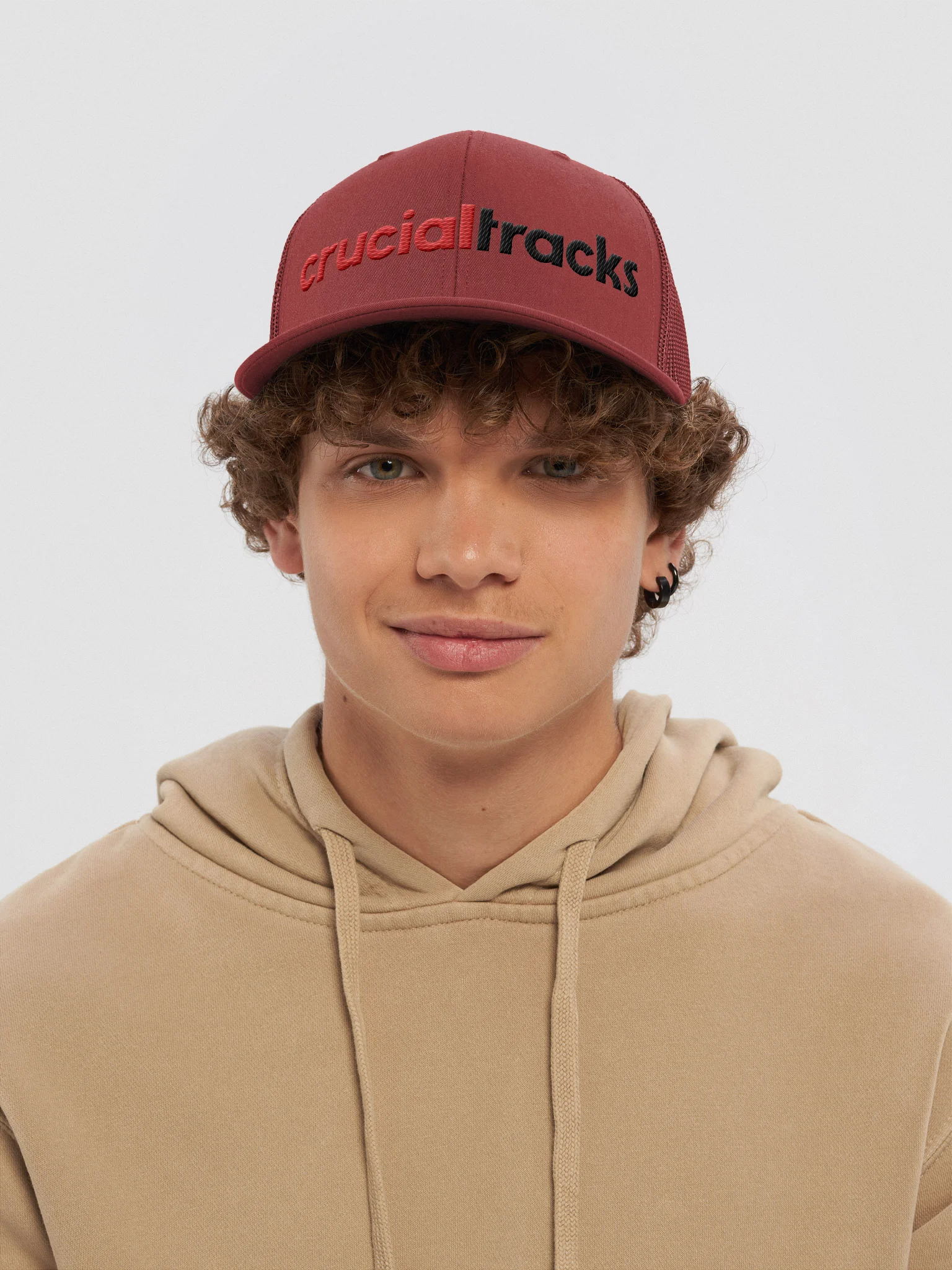 Crucial Tracks trucker product image (18)