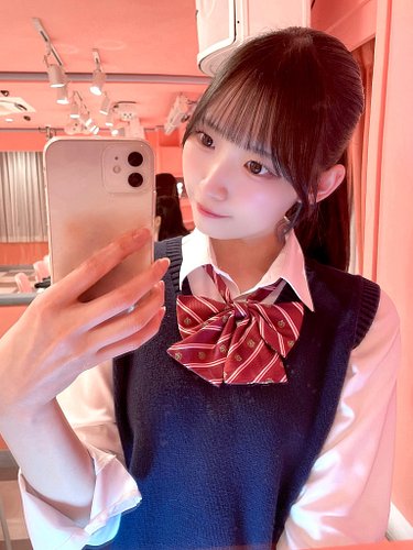 どこでも踊っちゃうメイド！？💃✨
メイド【みちょ】をご紹介🎀

ころりん島からやってきた笑顔いっぱいのメイドです🍙💭

Meet Micho 🍙
Always dancing, always smiling.

୨୧˳┈⑅┈˚��┈⑅┈˚��┈�˳┈...