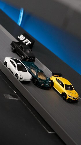 This race in the distance championship proves Matchbox has the speed to compete!

#matchbox #diecast #hotwheelstrack #racing ...