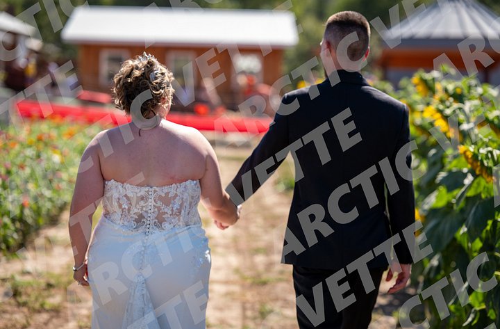 Mr & Mrs Griffin Wedding Photo 5 product image (1)
