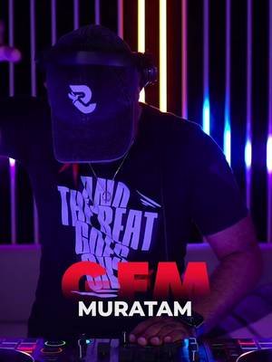 You know a track is special when you stop what you’re doing just to listen. 🔊 “Muratam” — Peredelsky Also, thank you to everyone who keeps pulling up for the streams. You make every set feel bigger. ❤️ Would you let this play all the way through? #HouseTok #ElectronicMusic #MusicTok #SongRecommendation #DJTok     
