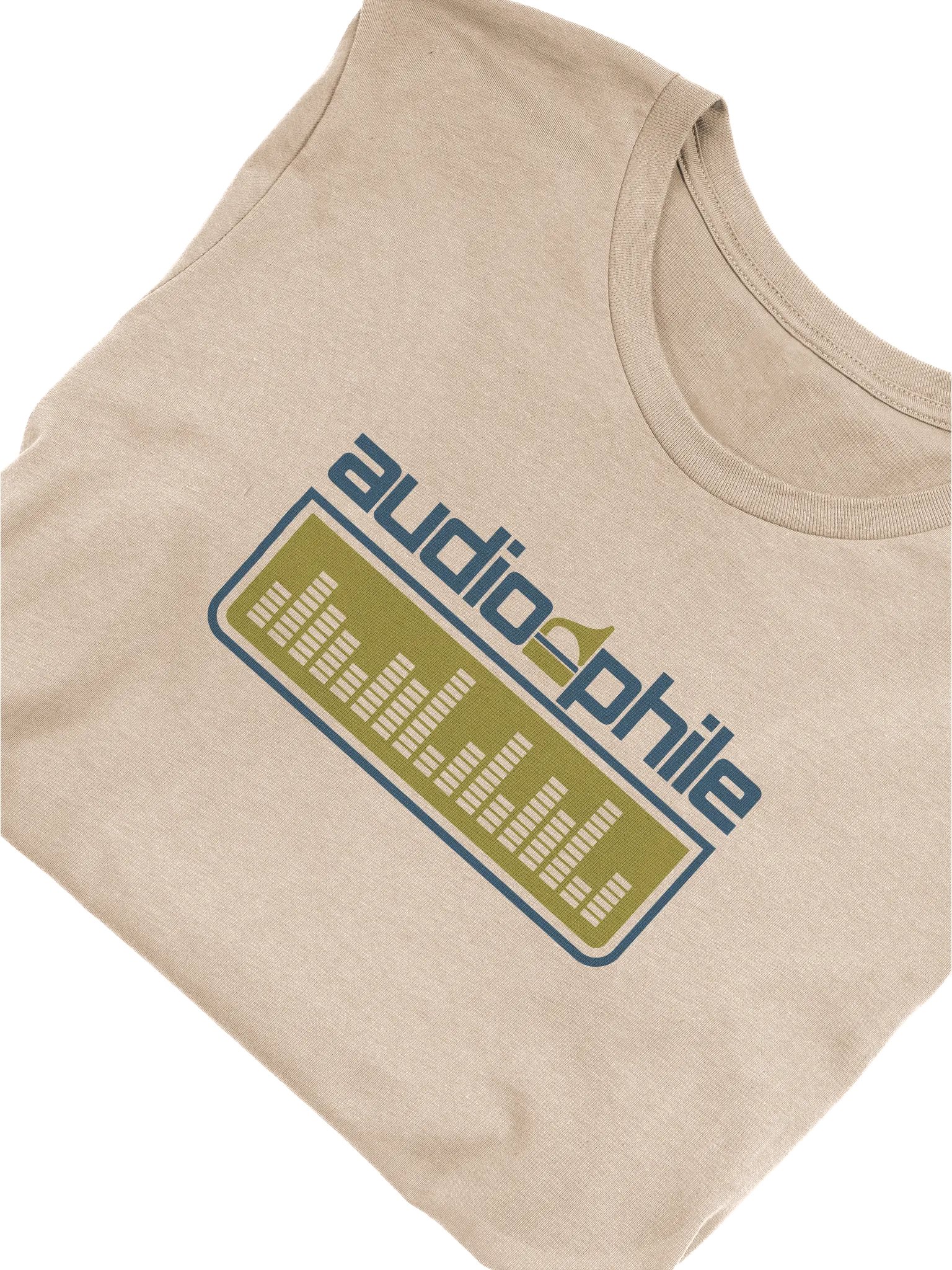 AUDIOPHILE TURNTABLE T-Shirt product image (1)