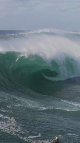 Want 10 Hours of this raw👆You got it! We have teamed up with the drone boss man @shaun__petersen of @helihaus.tv to bring you...