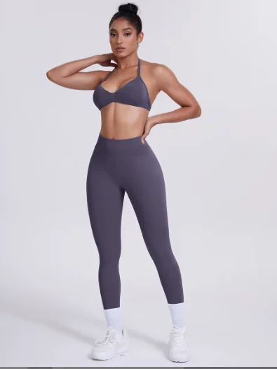 ESSENTIALS SET HALTER TOP + LEGGINGS product image (12)