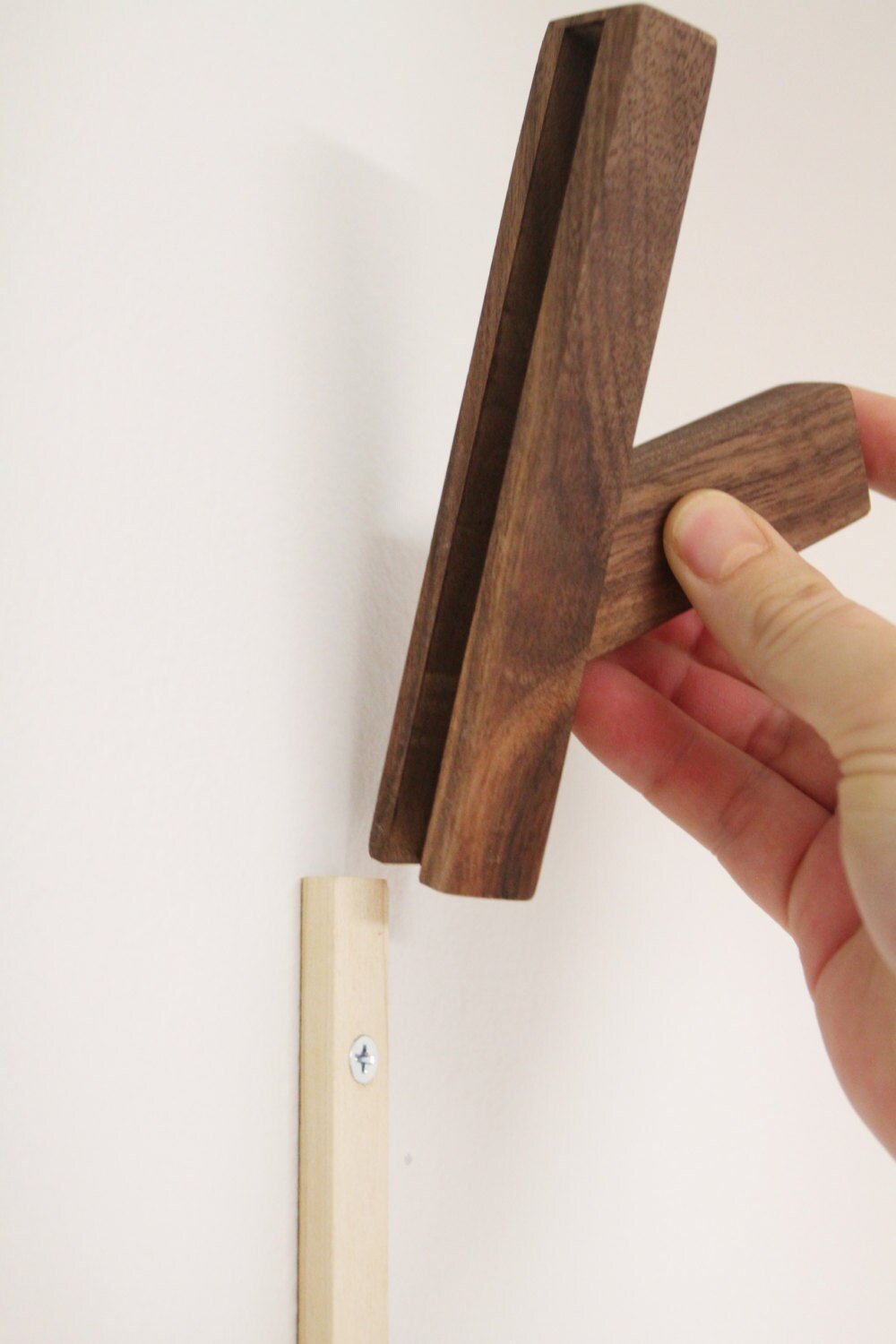 Modern Coat Hook - Woodworking Project Plan and 3D SketchUp Model product image (2)