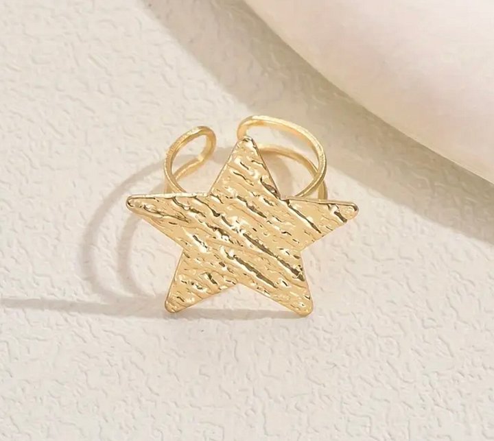 ‎ خاتم نجمة ذهبي مفتوح قابل للتعديل للنساء ✨ product image (2)