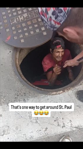 Forget the skyway system, it's time to start using the sewer system to get around St. Paul

🎥: FB - MichaelTrustNoSoul

#stpa...