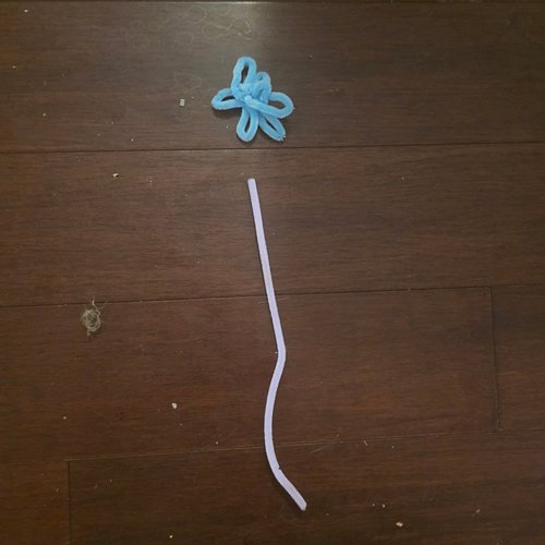 Been making pipe cleaner flowers with the wife. Mine have been crap and the cat has been only stealing mine. Though today the...