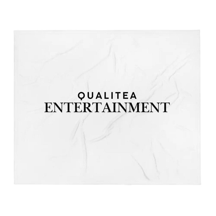 QualiTea Entertainment Classic Throw Blanket product image (2)