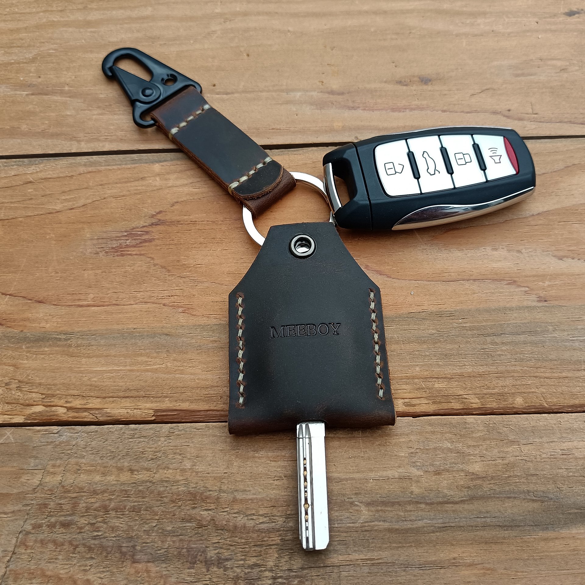 MEEBOY Leather Key Sleeve Key Ring Holder Vintage Cover Protective Key Case Covers Key protector handmade Keys Organizer product image (7)