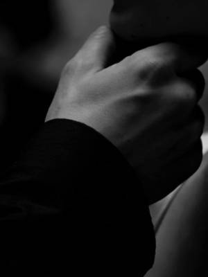 Dark billionaire husband who makes his wife scrambled eggs with cheese the morning after making her crawl to him. I'm sobbing. I'm feral. I love him. 
 
 Savage Fox - Dahlia Vale
 
 #BookTok #DarkRomance #HeFellFirst #BookBoyfriend #DahliaVale