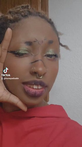 Megan is my idol fr.
#otakuhotgirl #megantheestallion #makeupgoth #blackalt