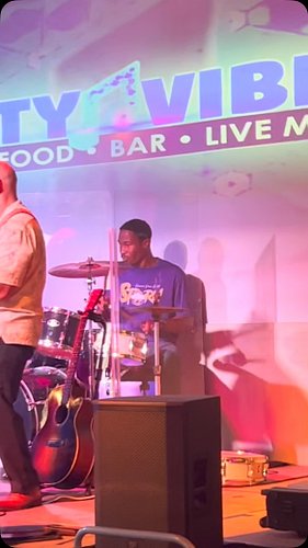 Last-minute call. No rehearsal. Still handled business.🥁🔥

#naijalbdrummin 
#hirenow