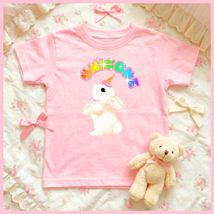 ✨UNICONE✨Super Soft🪽T-shirt🩷 product image (1)