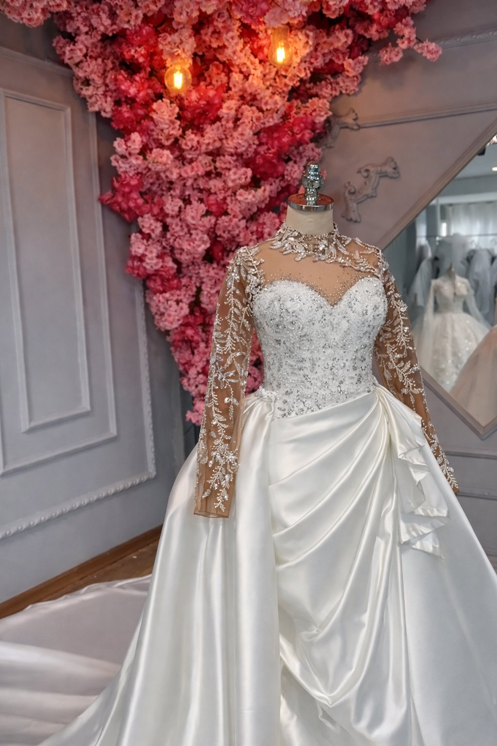 Wedding dress product image (3)