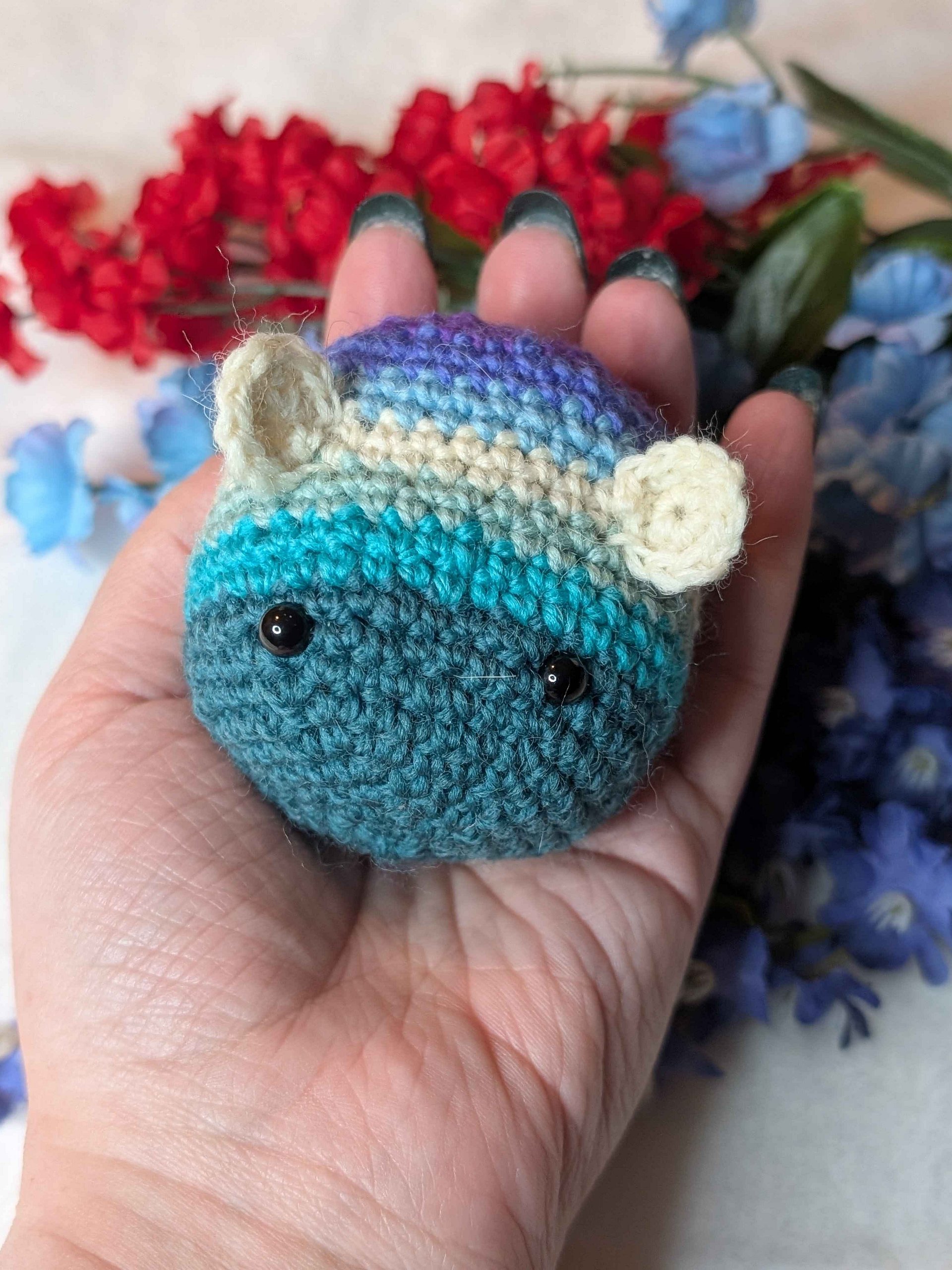 [PRE-ORDER] Male Pride Bee Plush product image (3)