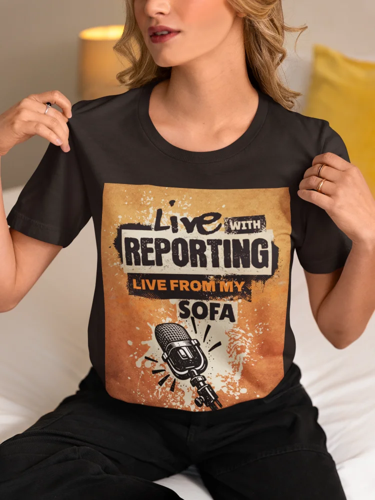 CrimeCon 2026 Limited Edition Sofa Reporter Tee product image (3)