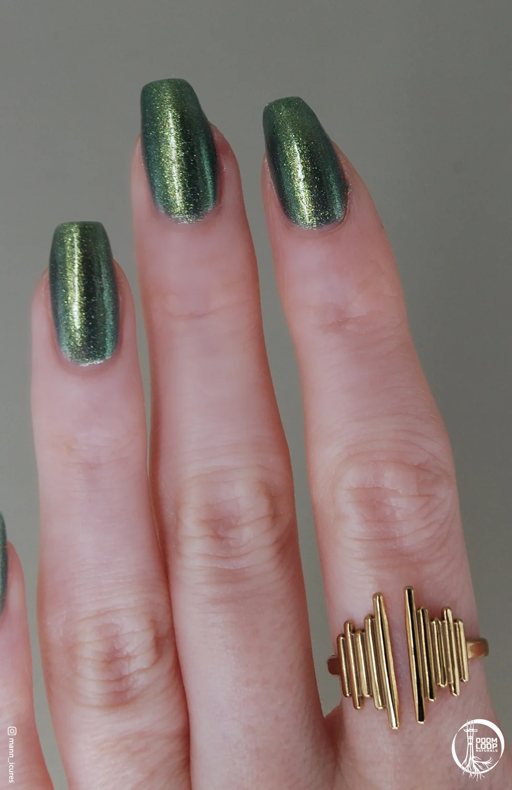 CALEDONIAN ASYLUM - Gold Green Duochrome Colorshift Sparkly Nail Polish product image (5)