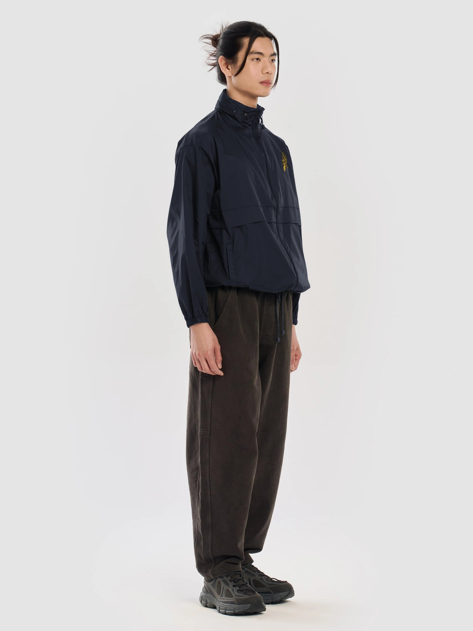 Black raven product image (11)