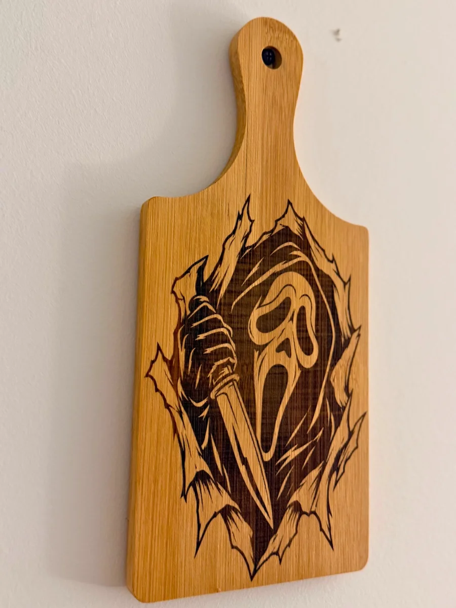 Scream Ghostface Engraved Wooden Paddle Sign | Horror Halloween Wall Decor product image (2)