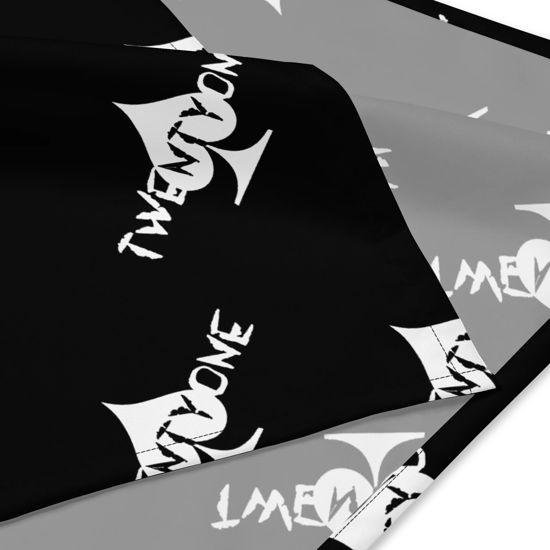 The Twenty One Bandana (Black) product image (2)