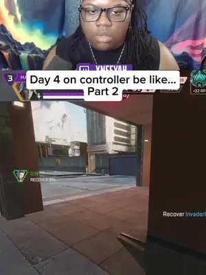 What was wraith doing?😭 #apex #apexlegends #apexlegendsclips #xneeyah #girlgamer 