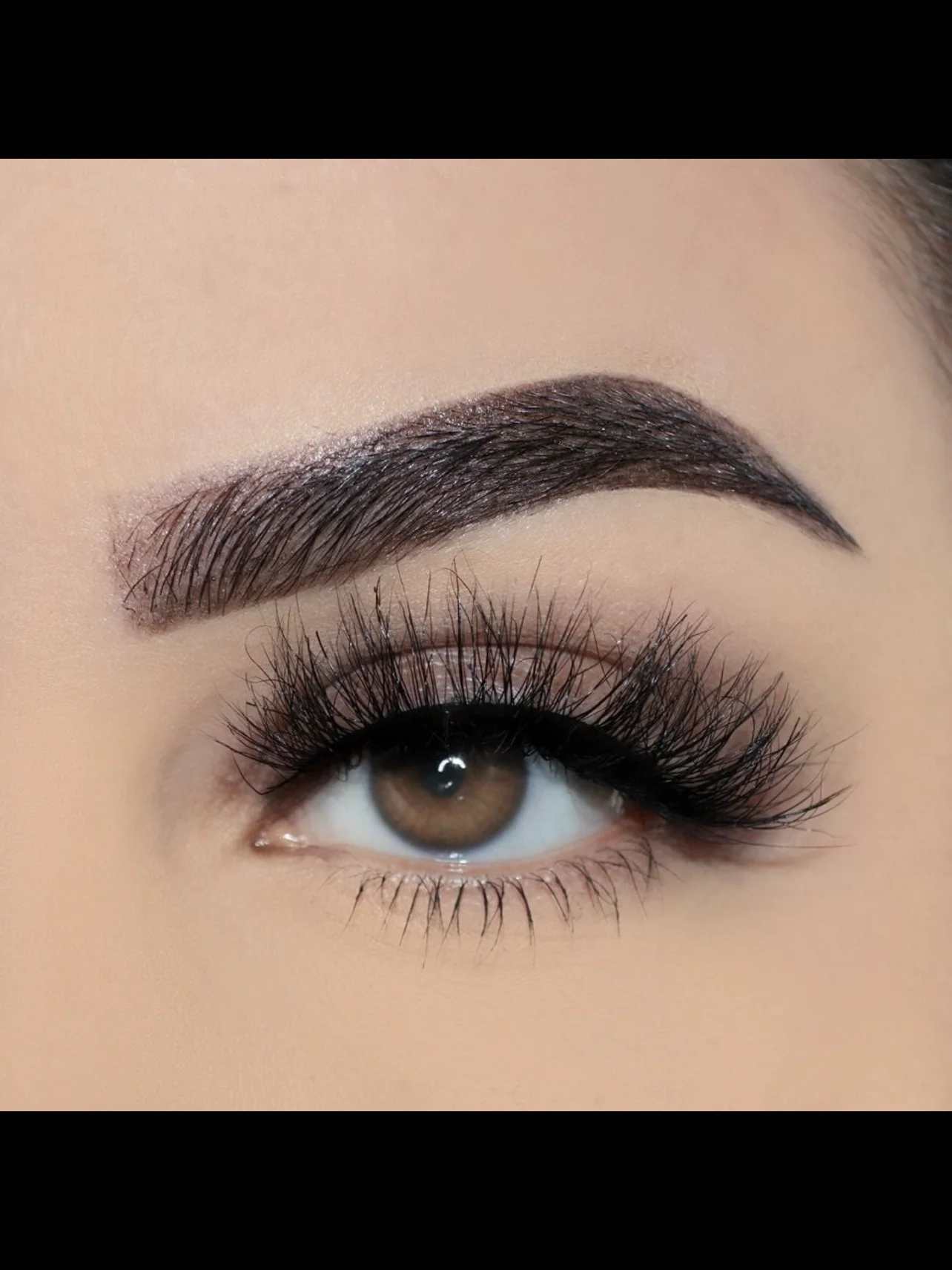 First Class Lashes product image (1)
