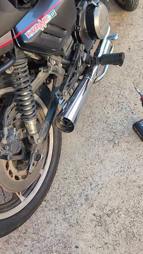 A veces, es necesario.

#dbkiller #マフラー #旧車會  #motos #mecanica