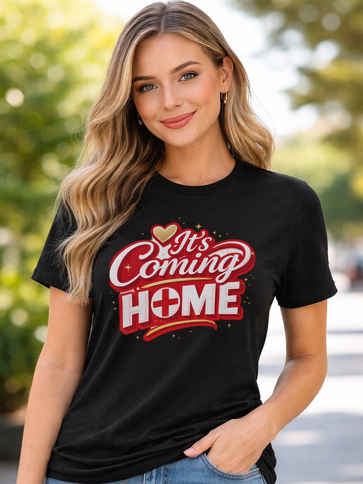 England "It's Coming Home" Women’s T-Shirt | Distressed Football Graphic Tee – 2026 Edition product image (1)
