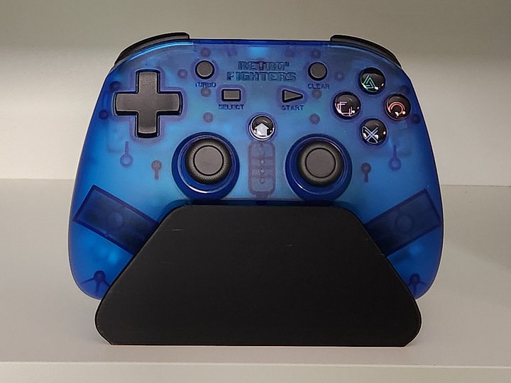 Retro Fighters Defender Next-Gen PS1, PS2, PS3 Controller Stand product image (2)