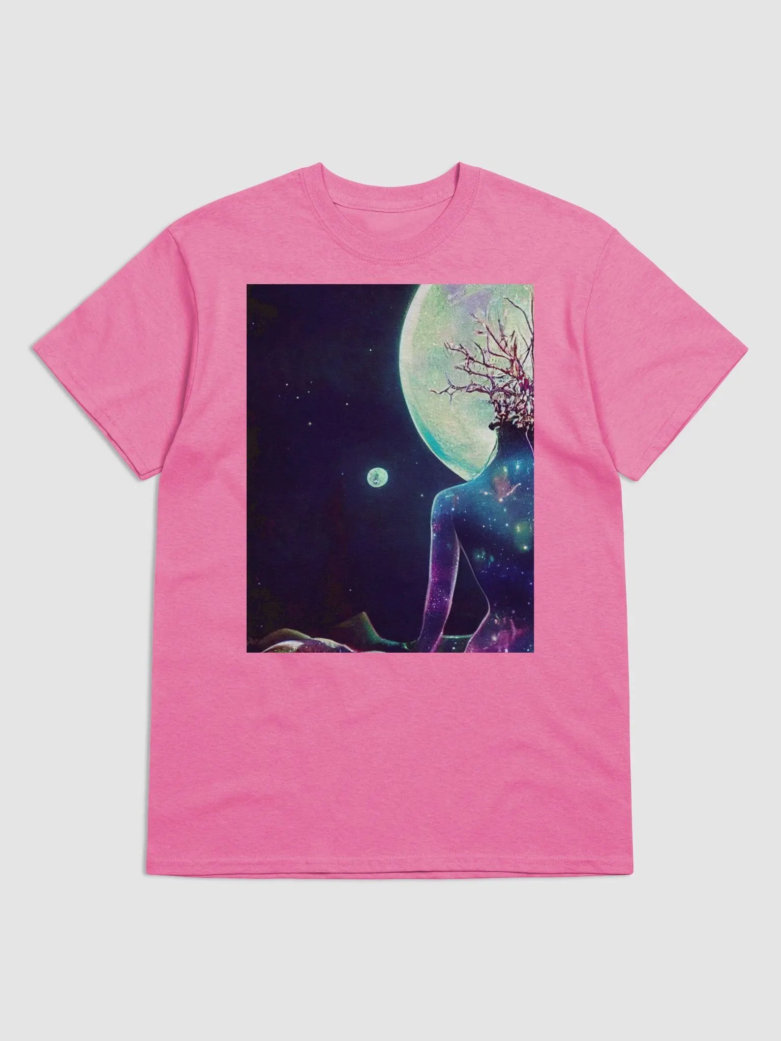 Space Queen tree tee product image (1)