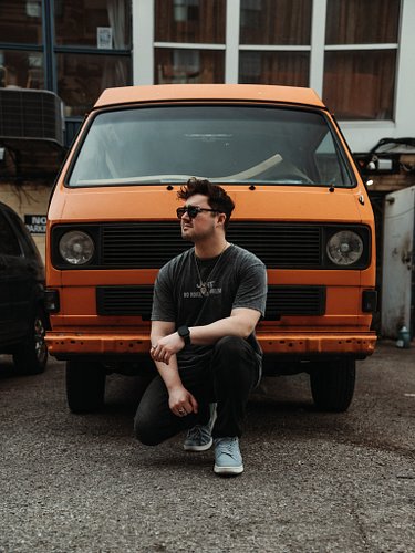 Some things were never meant to be updated. 🏴‍☠️

📸@snapswithkris

#vintage #cars