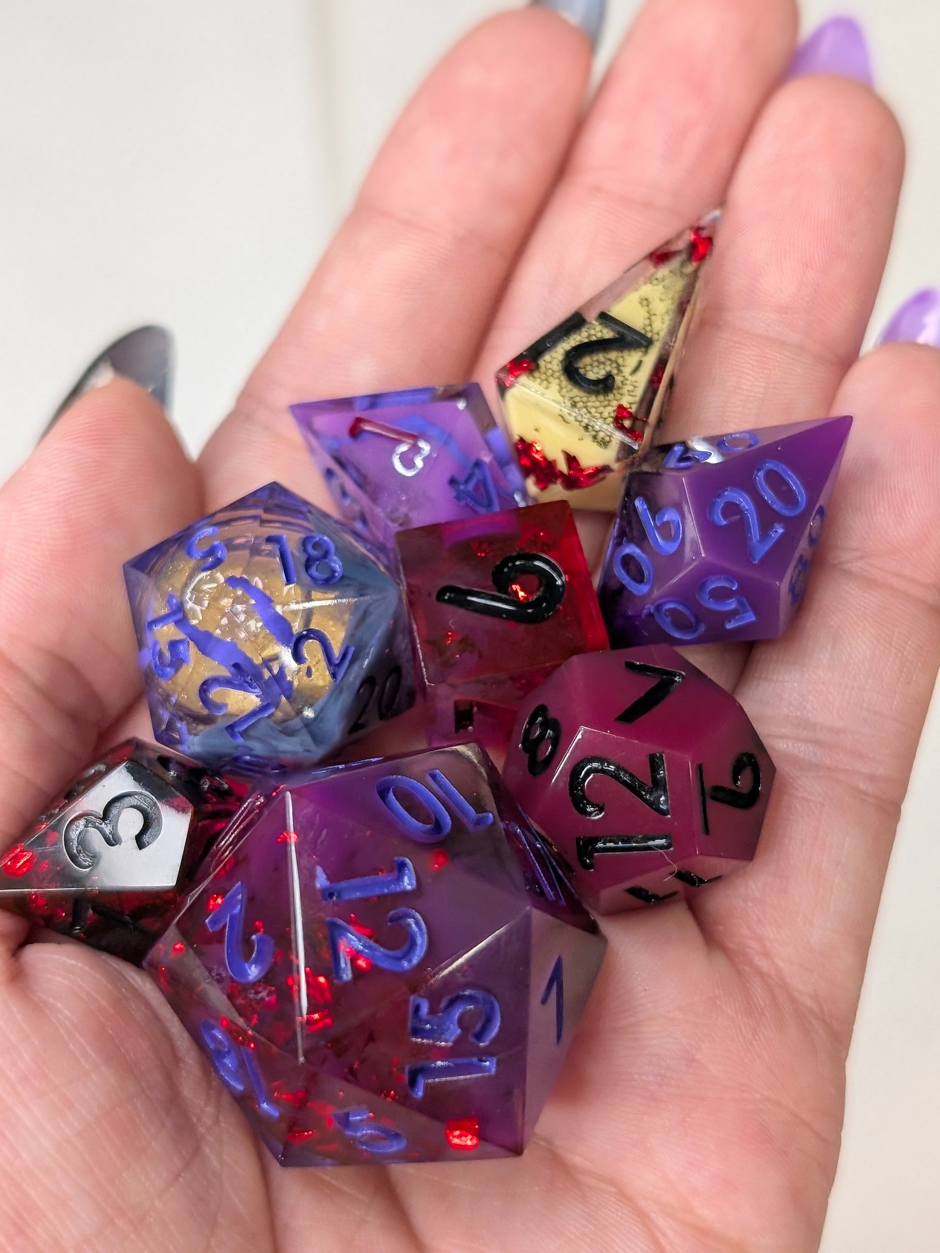 Romance (Demon): KPop Demon Hunters 8-Piece Set product image (2)