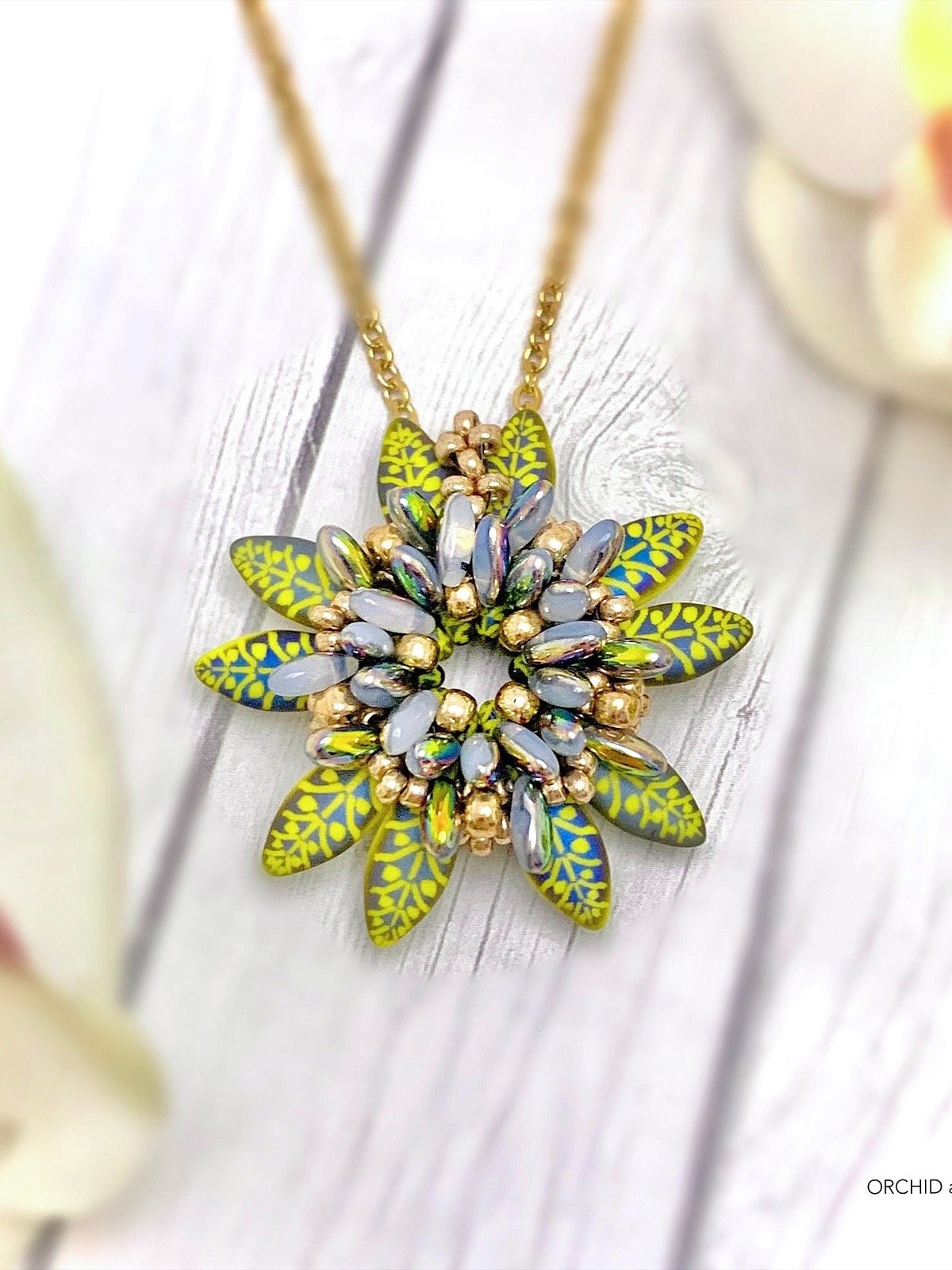 Beading Pattern - Perennial Pendant with Dagger Beads product image (8)