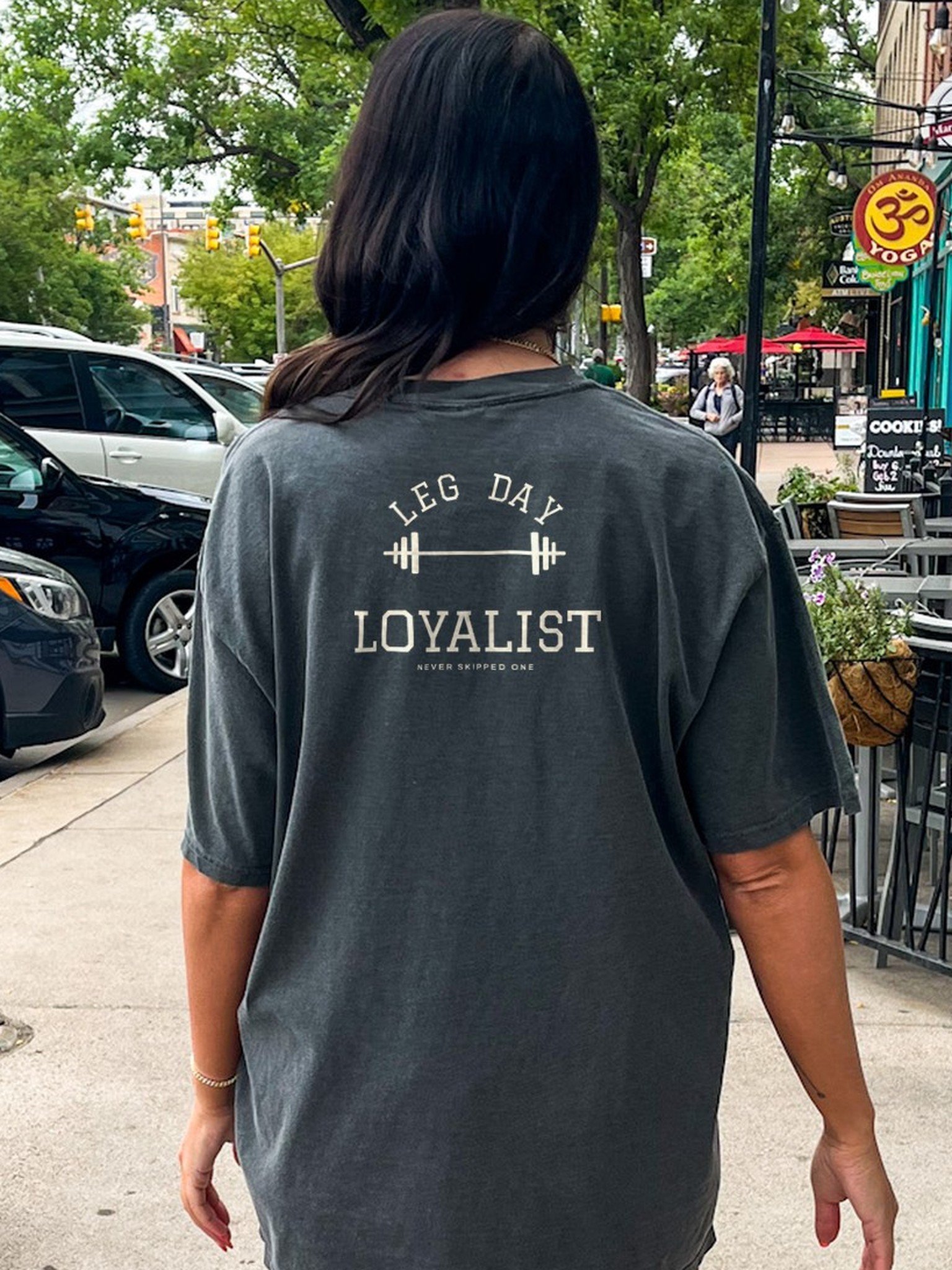 Leg Day Loyalist Oversized Gym Tee | Pump Cover product image (1)