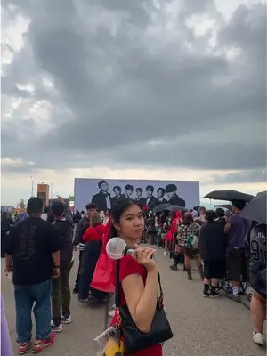 BTS WORLD TOUR ARIRANG TORONTO DAY 1 VLOG 26.08.22 I didn’t even have tickets until right before I got on the TTC. There was so much rain and thunder that we didn’t even know if the show would still happen. But in the end it all worked out and I had the best time. Being soaked was totally worth it to see Wings live!! #BTS #방탄소년단 #BTSWORLDTOURARIRANG #BTSWorldTourArirangToronto #Toronto