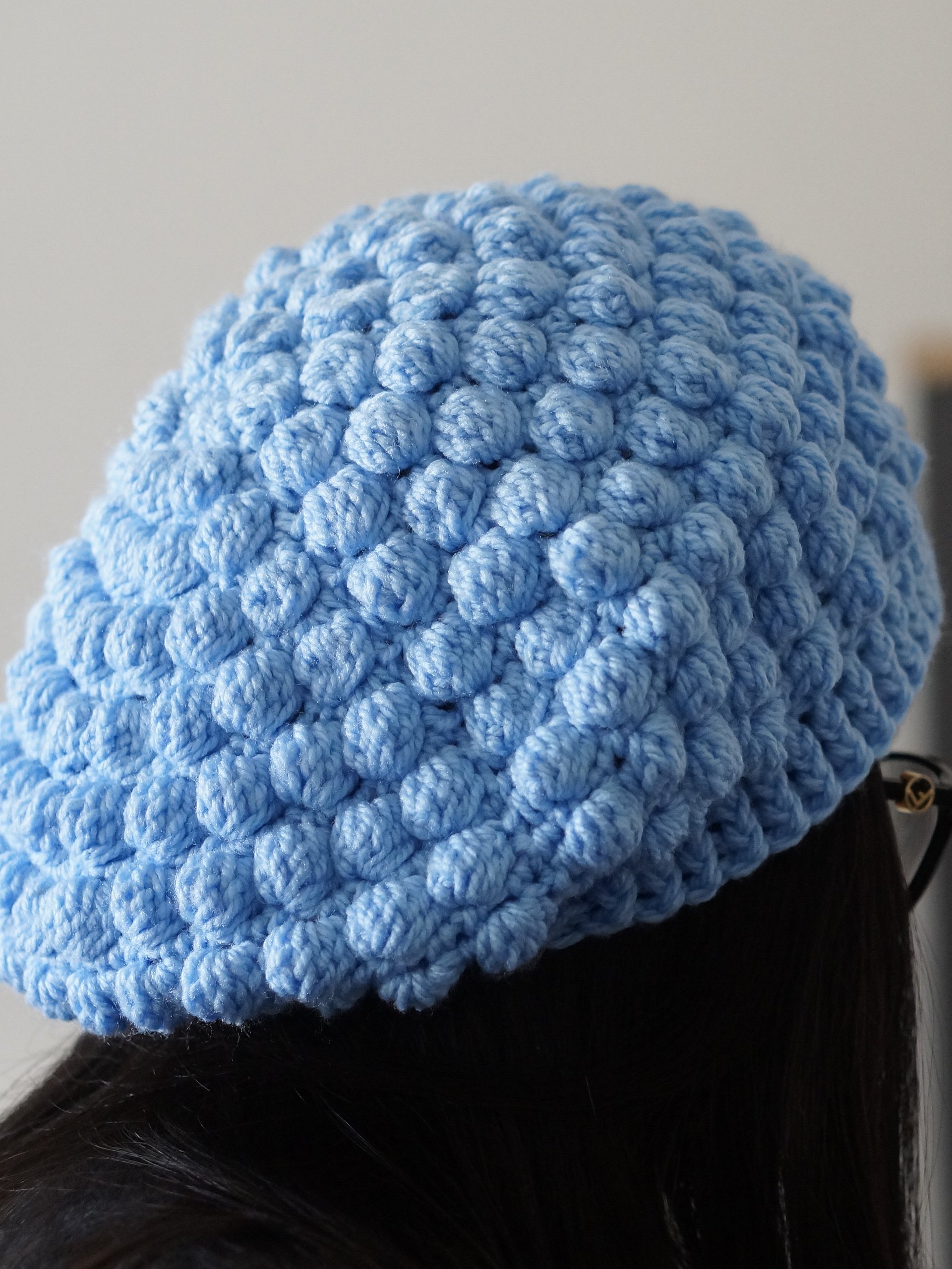 Bobble stitch beret crochet pattern product image (3)